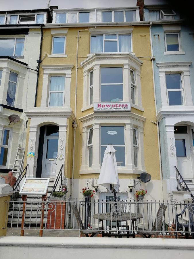 Rowntree Holiday Flats Бринлингтон Экстерьер фото
